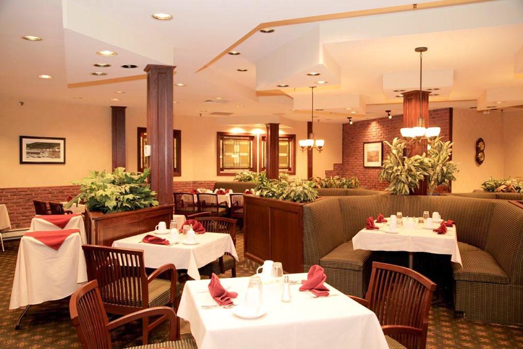גנדר Albatross Hotel מראה חיצוני תמונה
