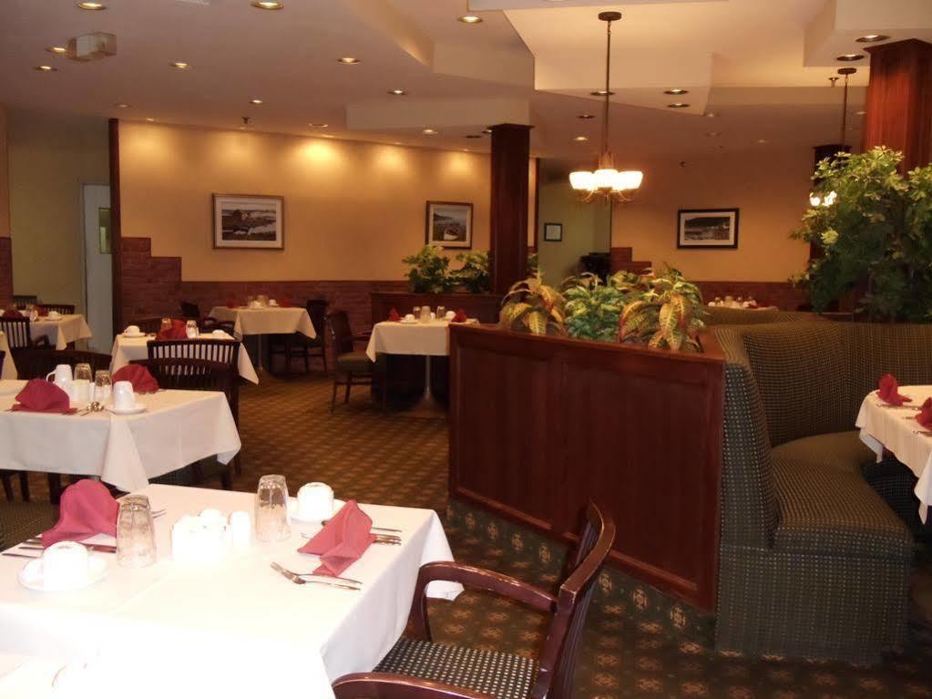 גנדר Albatross Hotel מראה חיצוני תמונה
