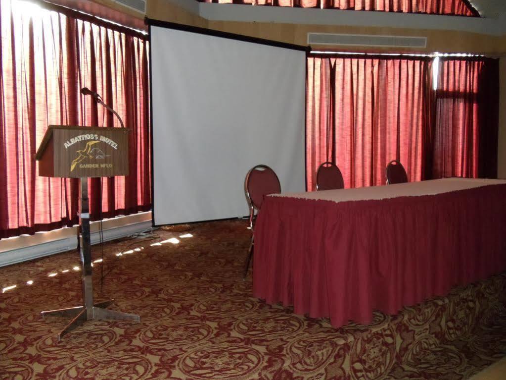 גנדר Albatross Hotel מראה חיצוני תמונה